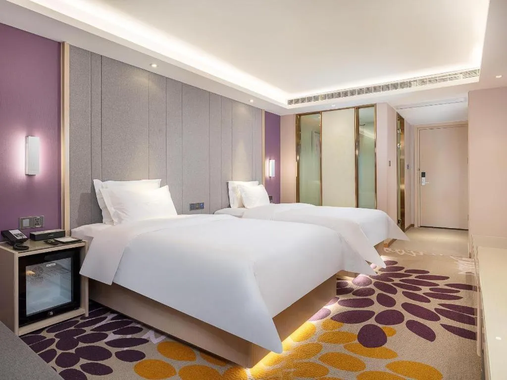 Bed in Lavande Hotel Shaoguan Bainian East Street Fengcai Building