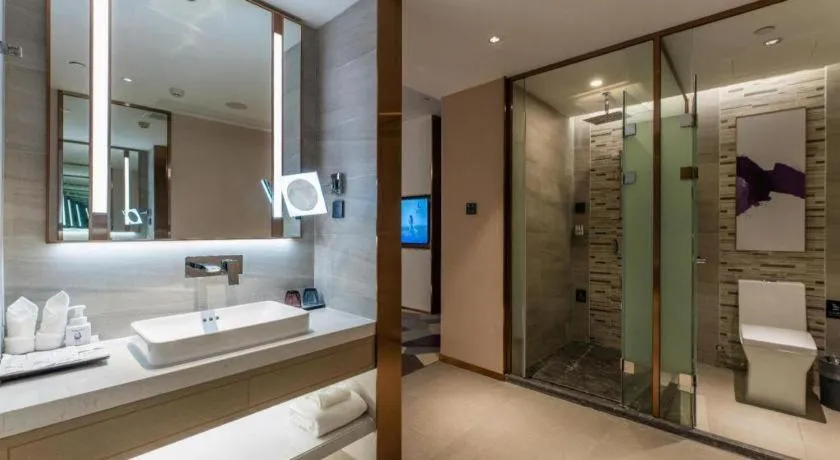 Lavande Hotel Nanchang Aixihu Shida