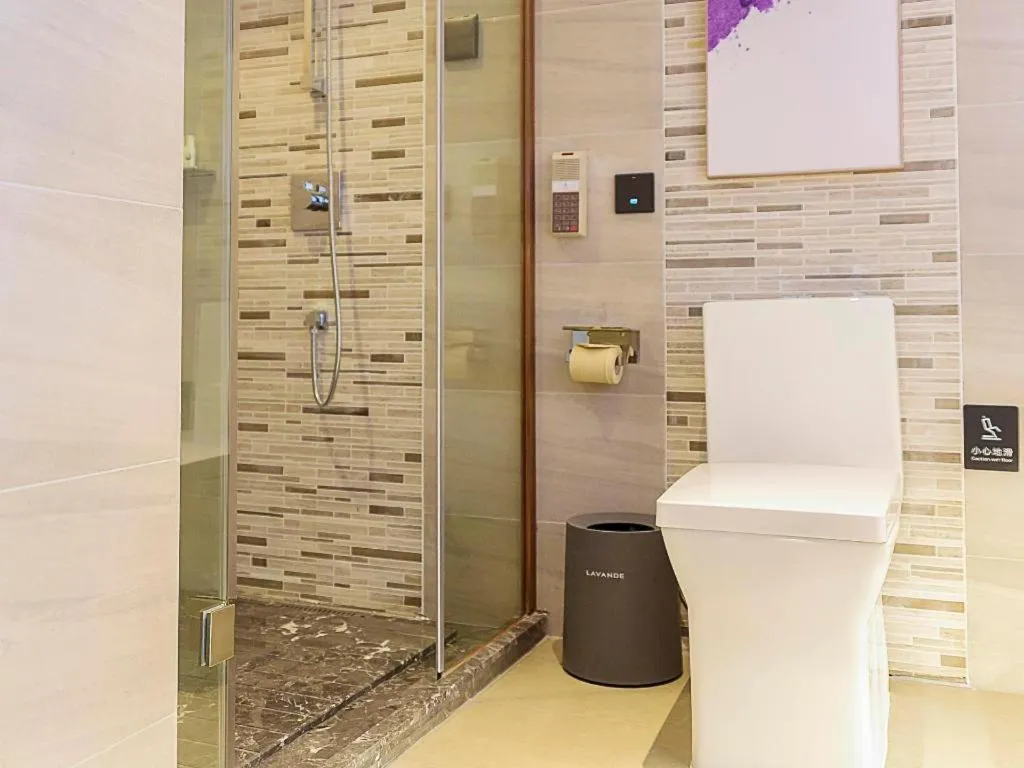 Lavande Hotel Nanchang Aixihu Shida