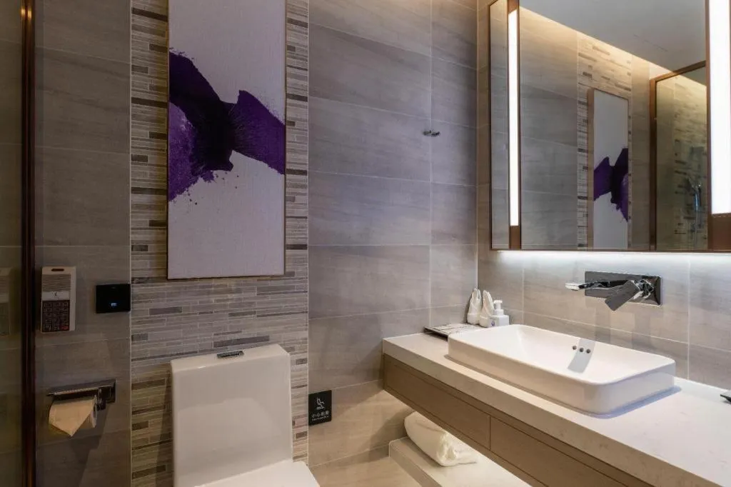 Lavande Hotel Nanchang Aixihu Shida