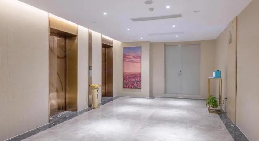 Lavande Hotel Dongguan Shijie Jiarong Shopping Plaza Liuhua Metro Station