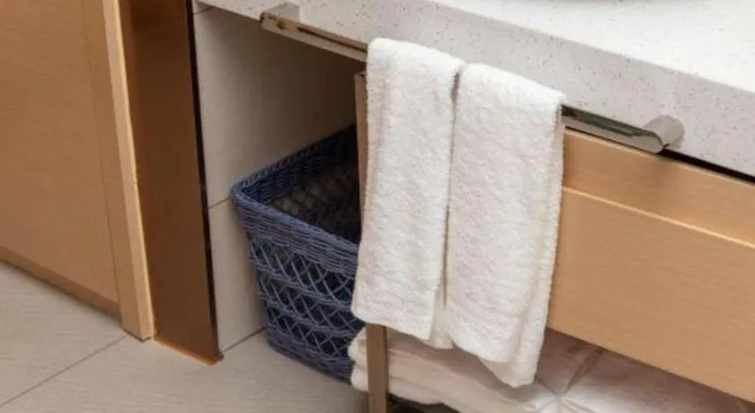 Lavande Hotel Dongguan Shijie Jiarong Shopping Plaza Liuhua Metro Station