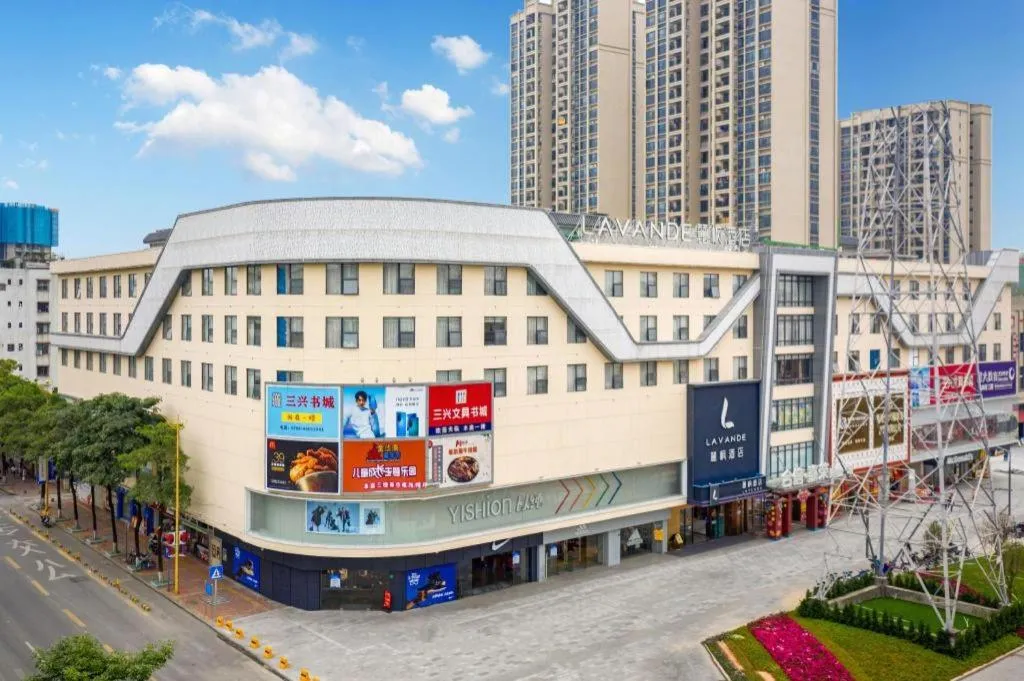 Lavande Hotel Dongguan Shijie Jiarong Shopping Plaza Liuhua Metro Station