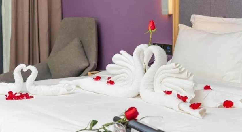 Bed in Lavande Hotel Dongguan Shijie Jiarong Shopping Plaza Liuhua Metro Station