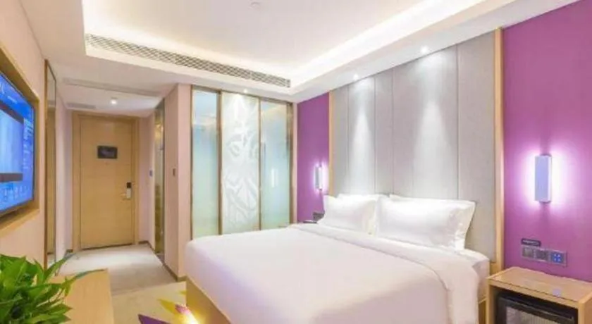Bed in Lavande Hotel Dongguan Shijie Jiarong Shopping Plaza Liuhua Metro Station