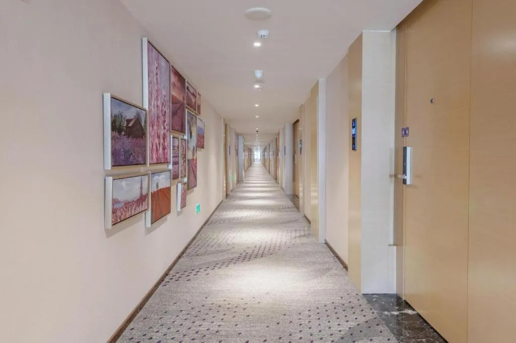 Lavande Hotel Dongguan Shijie Jiarong Shopping Plaza Liuhua Metro Station