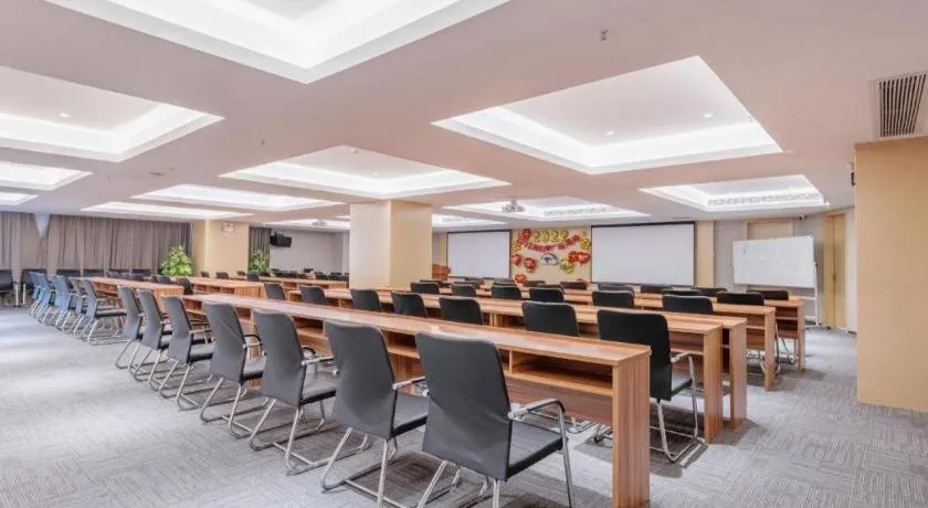 Lavande Hotel Dongguan Shijie Jiarong Shopping Plaza Liuhua Metro Station