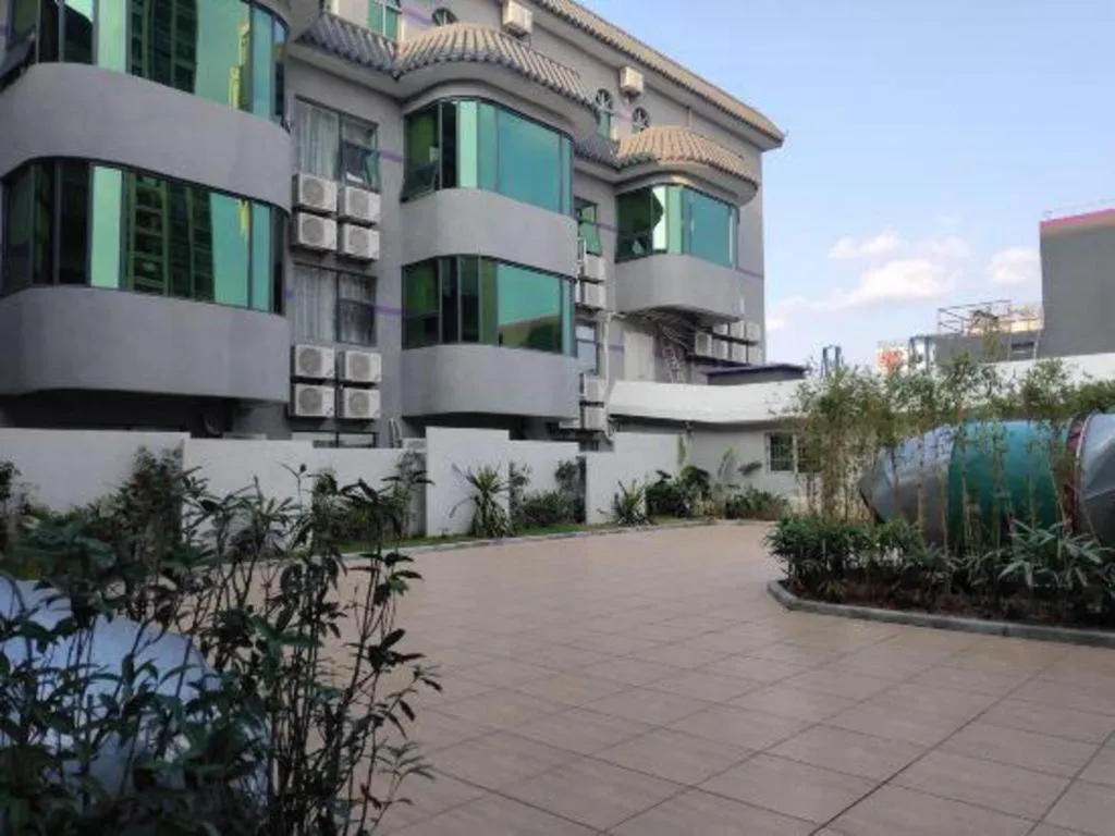 Lavande Hotel Dongguan Shijie Jiarong Shopping Plaza Liuhua Metro Station