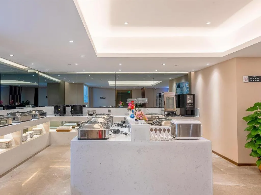 Lavande Hotel Dongguan Shijie Jiarong Shopping Plaza Liuhua Metro Station