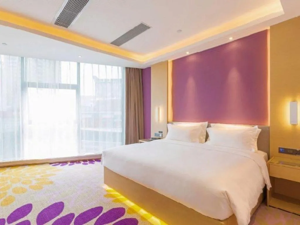 Bed in Lavande Hotel Dongguan Shijie Jiarong Shopping Plaza Liuhua Metro Station