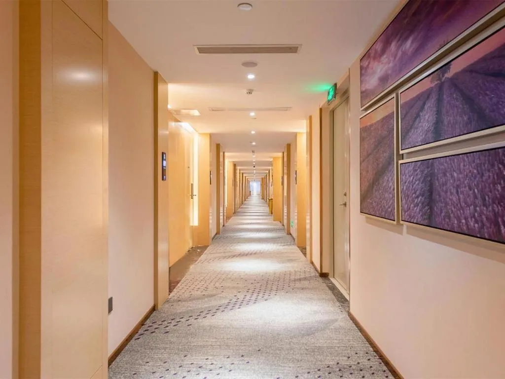 Lavande Hotel Dongguan Shijie Jiarong Shopping Plaza Liuhua Metro Station