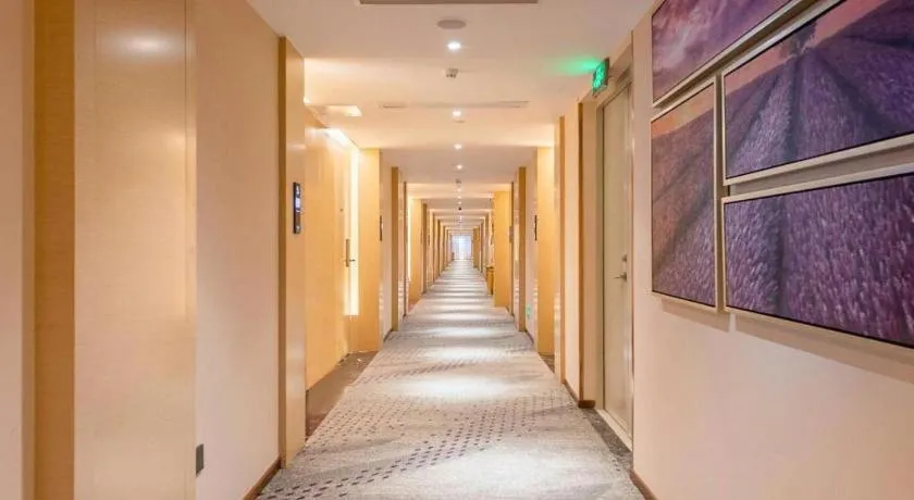 Lavande Hotel Dongguan Shijie Jiarong Shopping Plaza Liuhua Metro Station