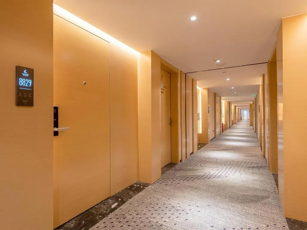 Lavande Hotel Dongguan Shijie Jiarong Shopping Plaza Liuhua Metro Station