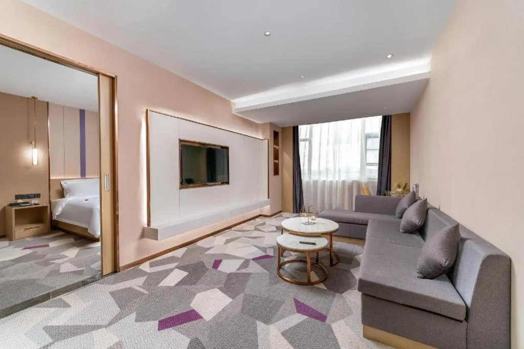 Lavande Hotel Chaozhou Fortune Center Lin Street