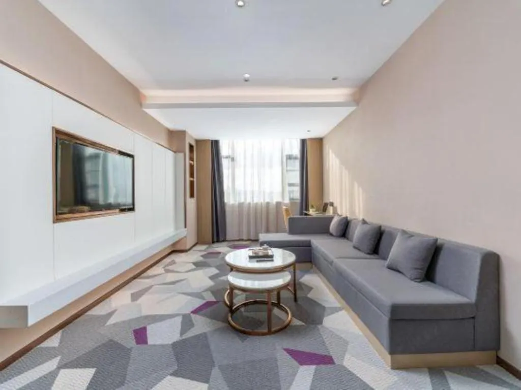 Lavande Hotel Chaozhou Fortune Center Lin Street