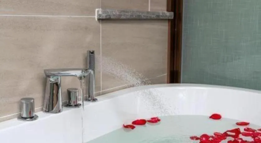 Lavande Hotel Chaozhou Fortune Center Lin Street