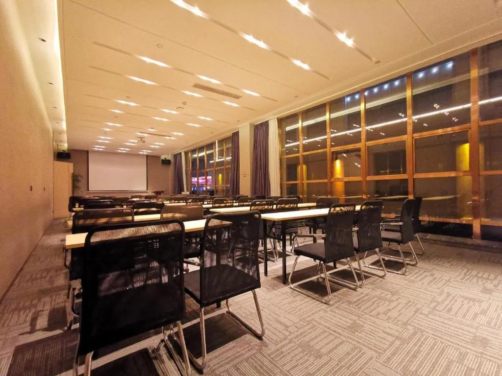 Lavande Hotel Wuxi East Railway Station