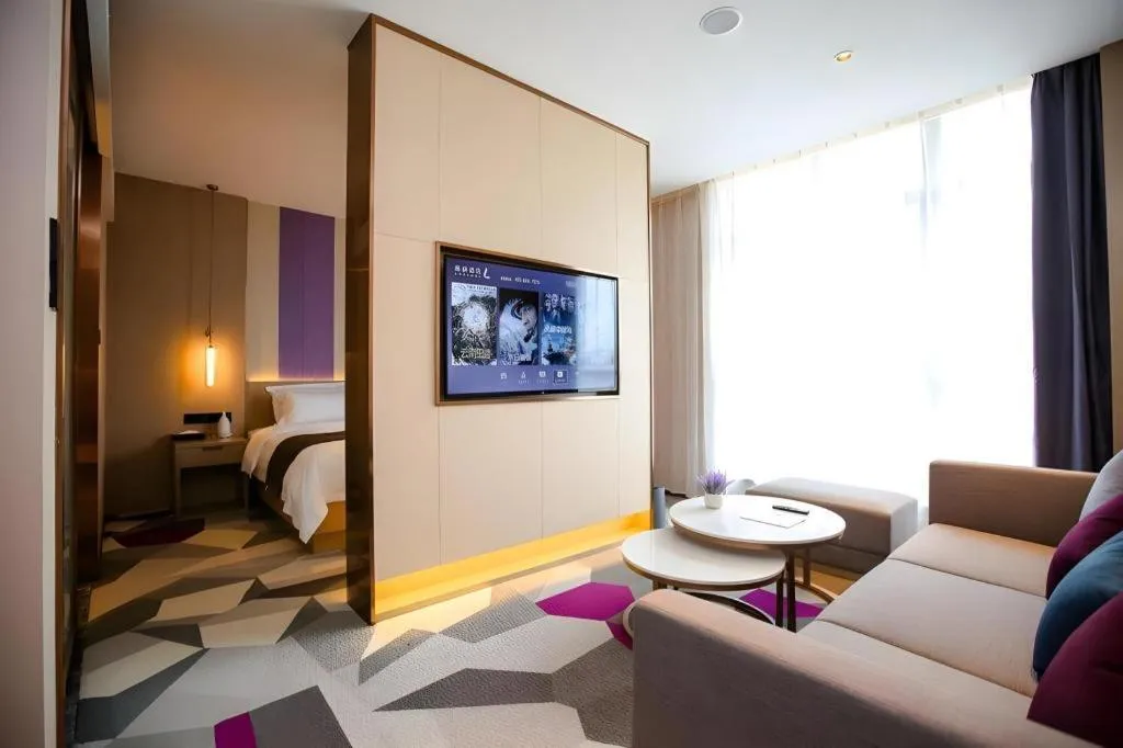 Lavande Hotel Wuxi East Railway Station