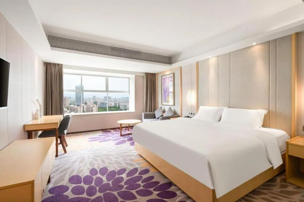 Bed in Lavande Hotel Maoming High-speed Railway Station Xinfu Road