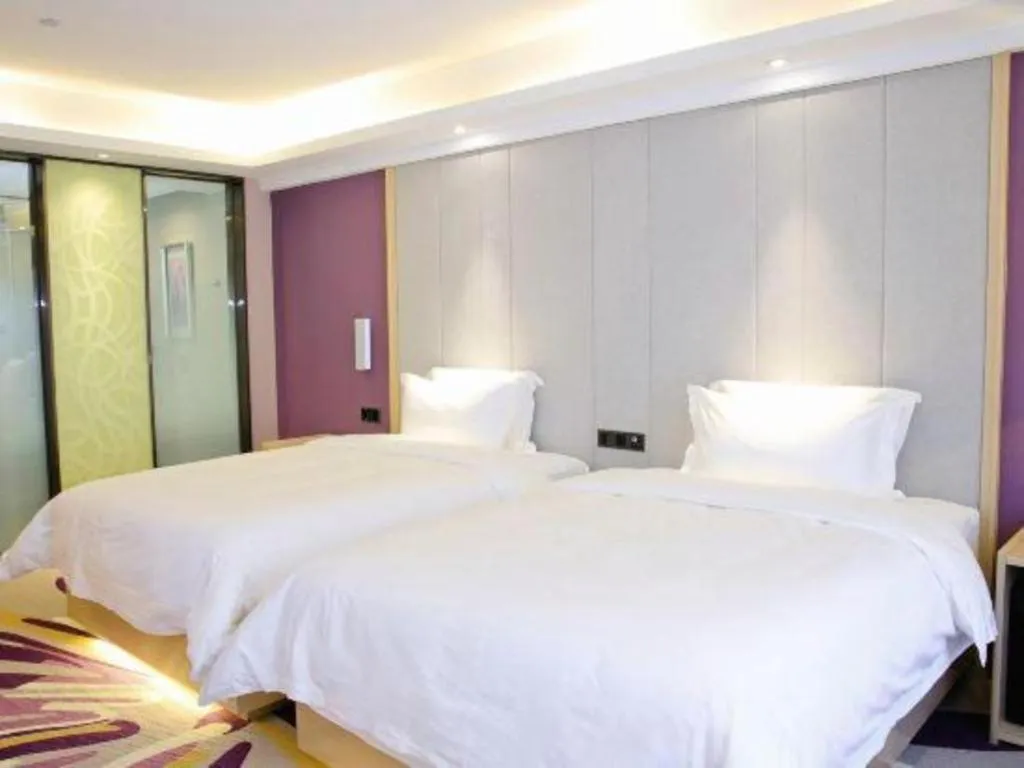 Bed in Lavande Hotel Maoming High-speed Railway Station Xinfu Road