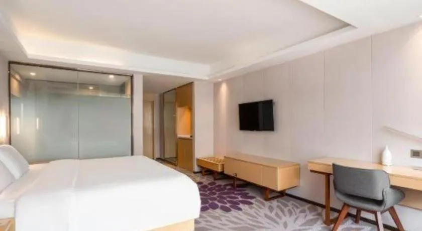 Bed in Lavande Hotel Maoming High-speed Railway Station Xinfu Road