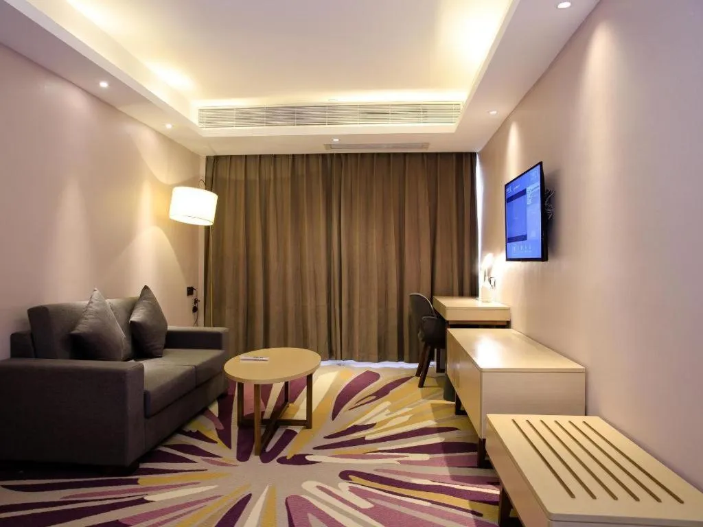 Lavande Hotel Maoming High-speed Railway Station Xinfu Road