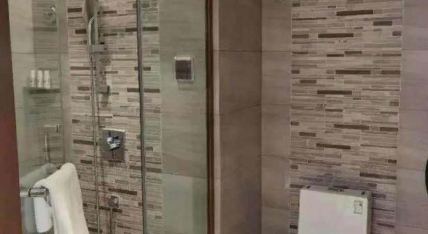 Lavande Hotel Xuchang Pangdonglai Hengdajinhui Plaza