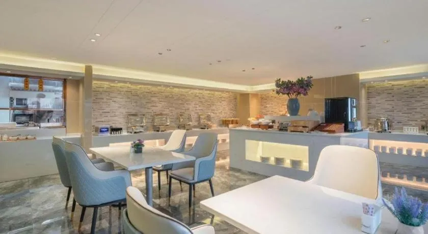 Lavande Hotel Xuchang Pangdonglai Hengdajinhui Plaza