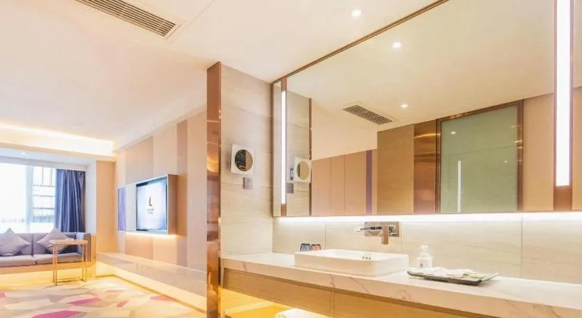 Lavande Hotel Xuchang Pangdonglai Hengdajinhui Plaza