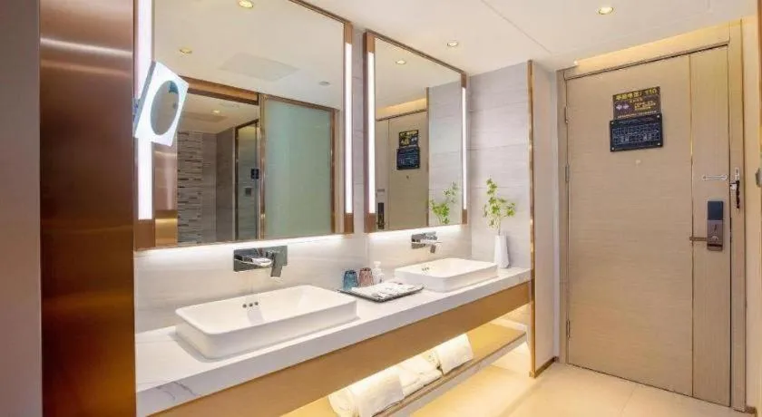 Lavande Hotel Xuchang Pangdonglai Hengdajinhui Plaza