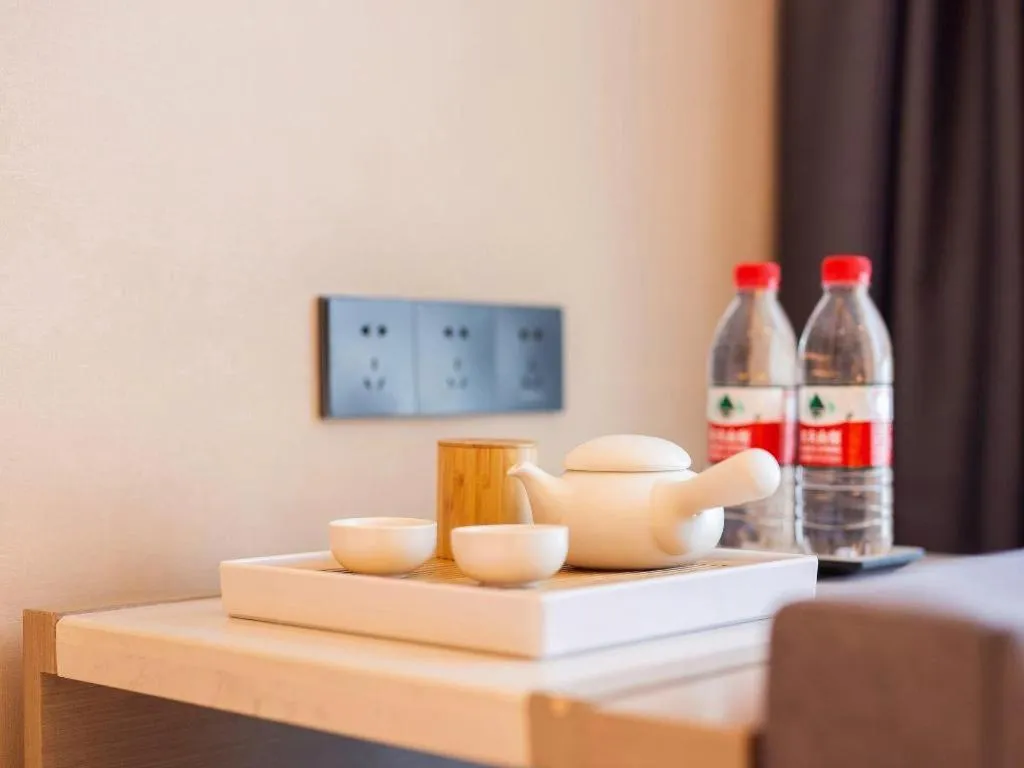 Lavande Hotel Xuchang Pangdonglai Hengdajinhui Plaza