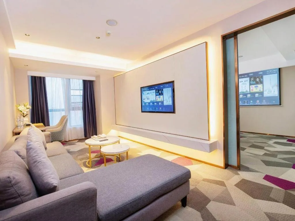 Lavande Hotel Xuchang Pangdonglai Hengdajinhui Plaza