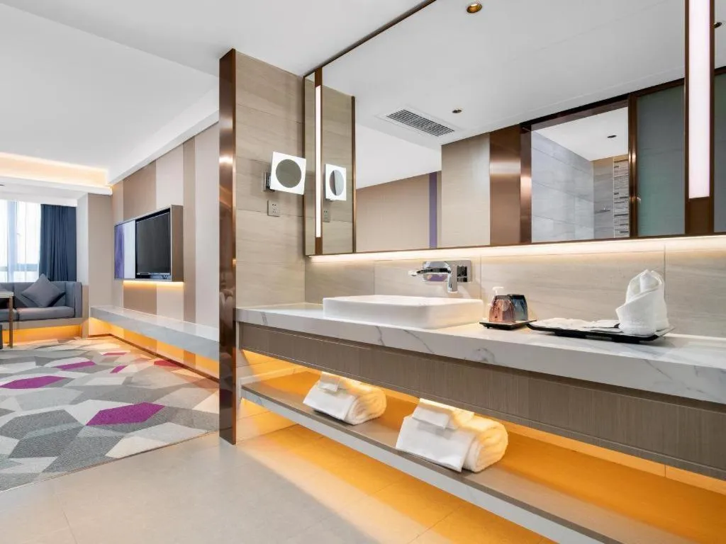 Lavande Hotel Xuchang Pangdonglai Hengdajinhui Plaza