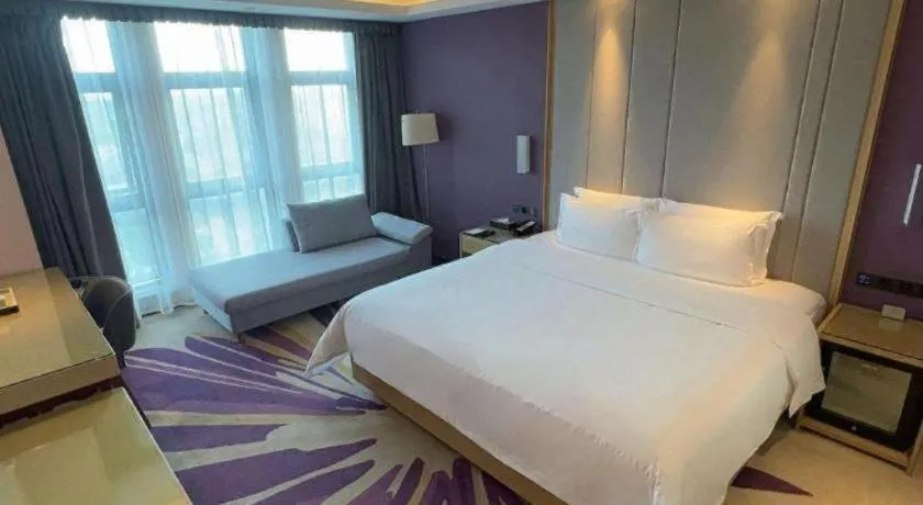 Bed in Lavande Hotel Shanwei Haifeng Fenghuang New City Tianhong Plaza