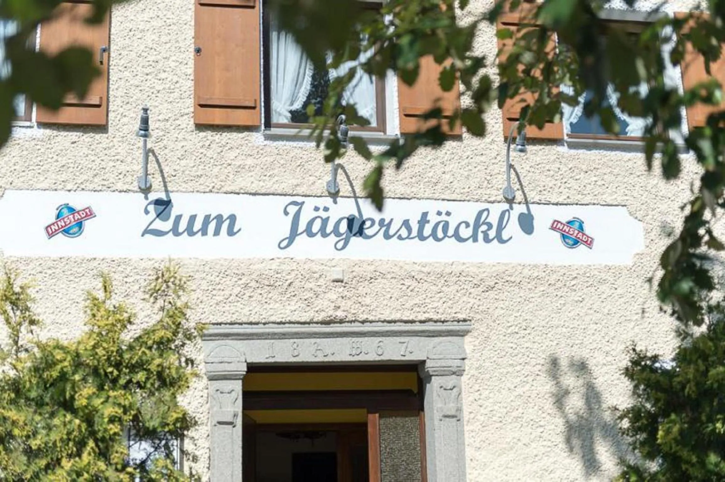 Property logo or sign in Landhotel Zum Jägerstöckl
