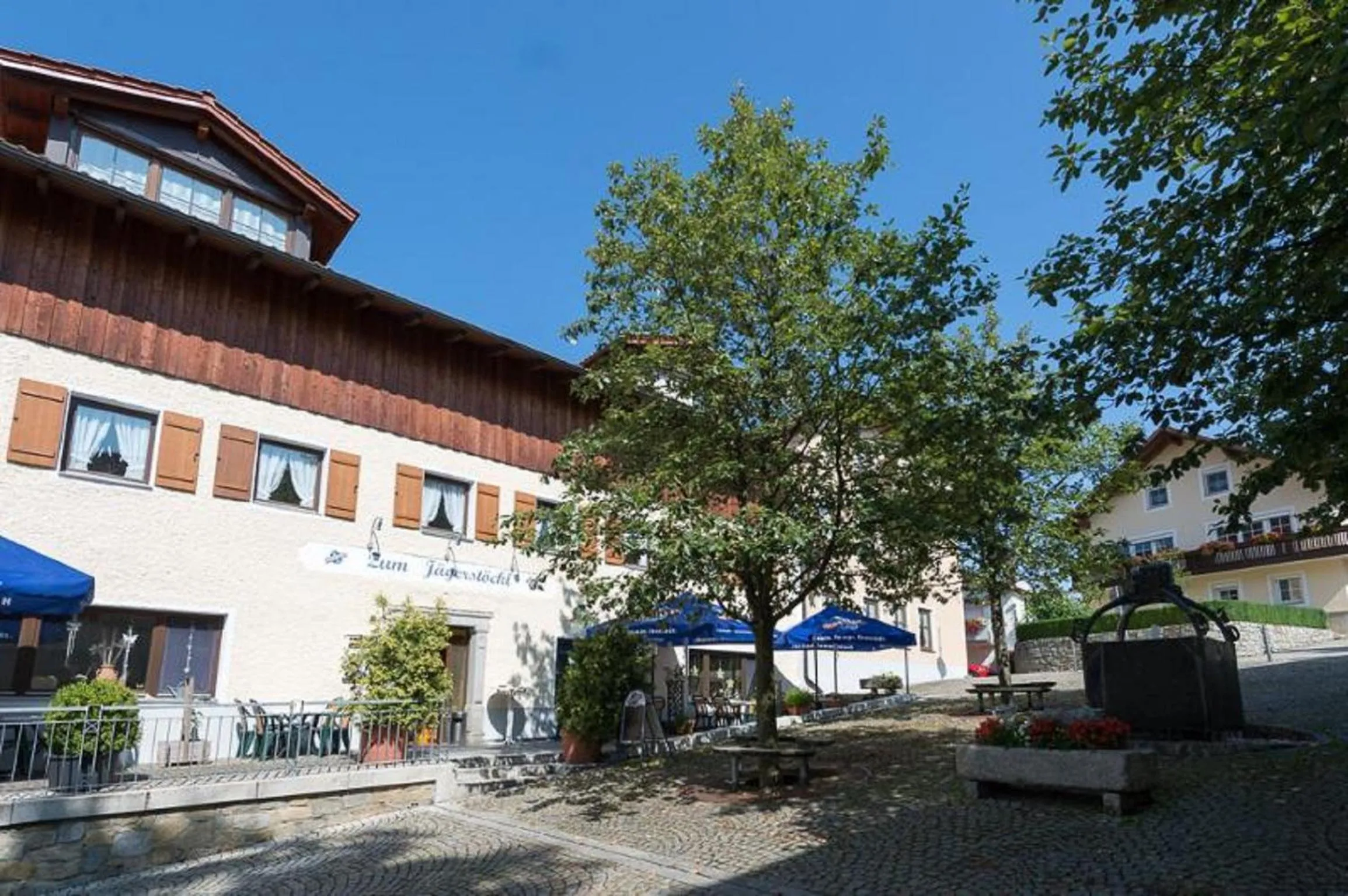 Property building in Landhotel Zum Jägerstöckl