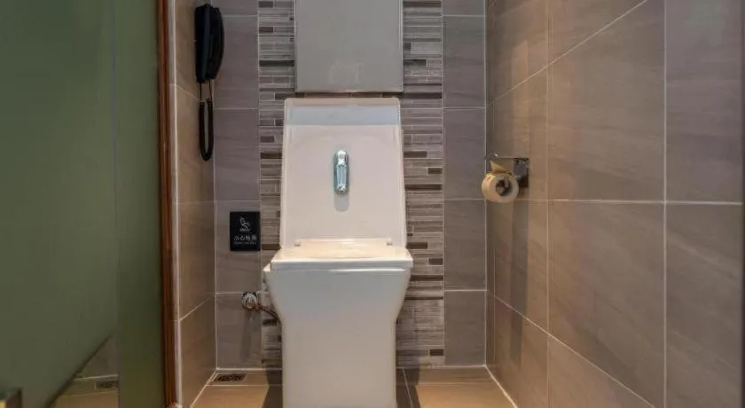 Lavande Hotel Pingnan Financial Investment Building