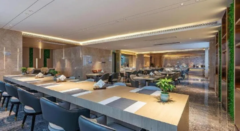 Lavande Hotel Pingnan Financial Investment Building