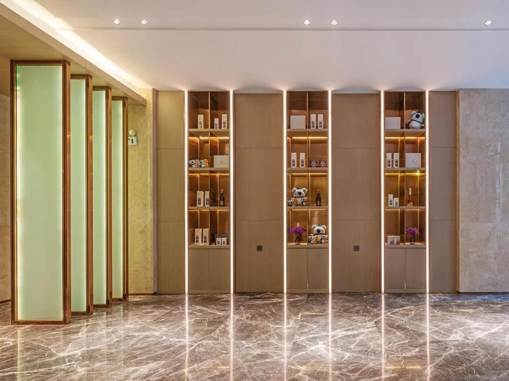 Lavande Hotel Pingnan Financial Investment Building