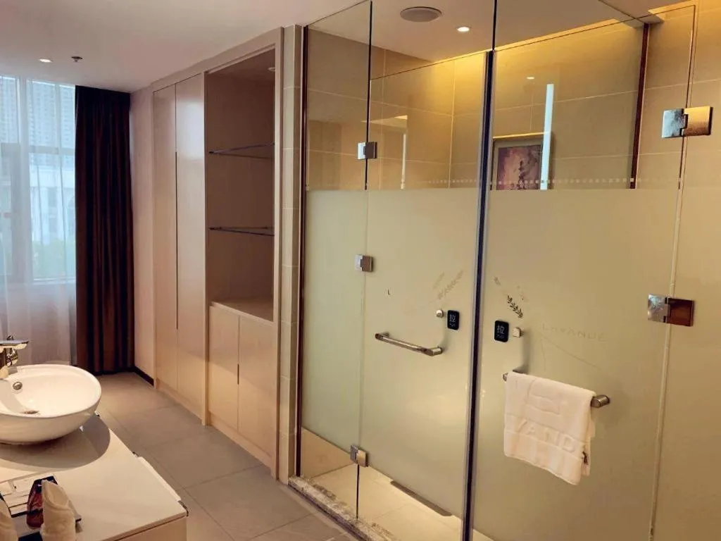 Lavande Hotel Yantai Laiyang City Center