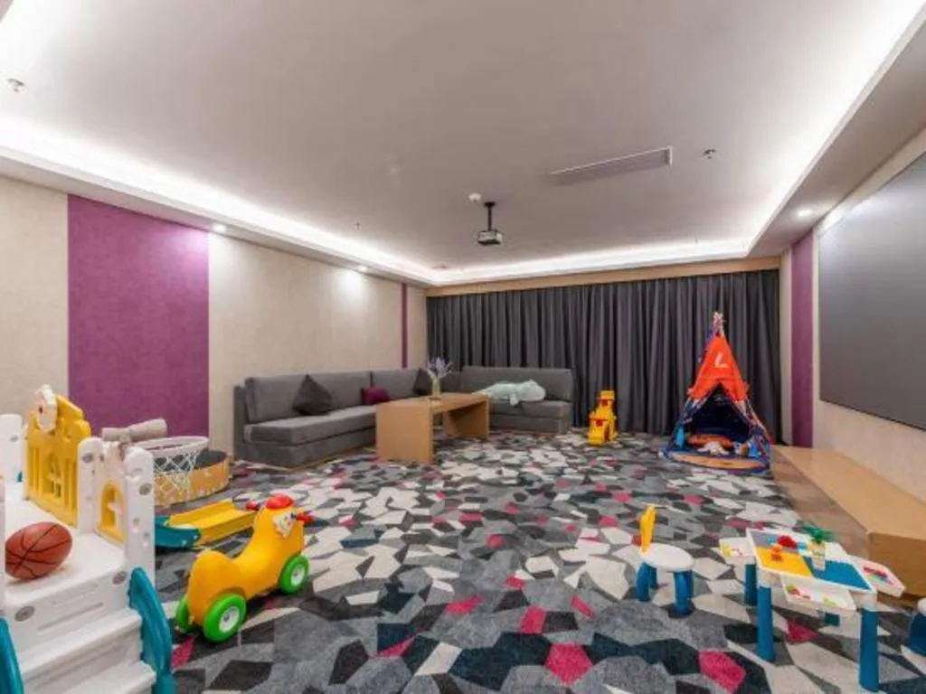 Lavande Hotel Foshan Shunde Daliang Qinghuiyuan Shihu Road