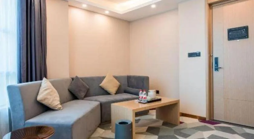 Lavande Hotel Foshan Shunde Daliang Qinghuiyuan Shihu Road