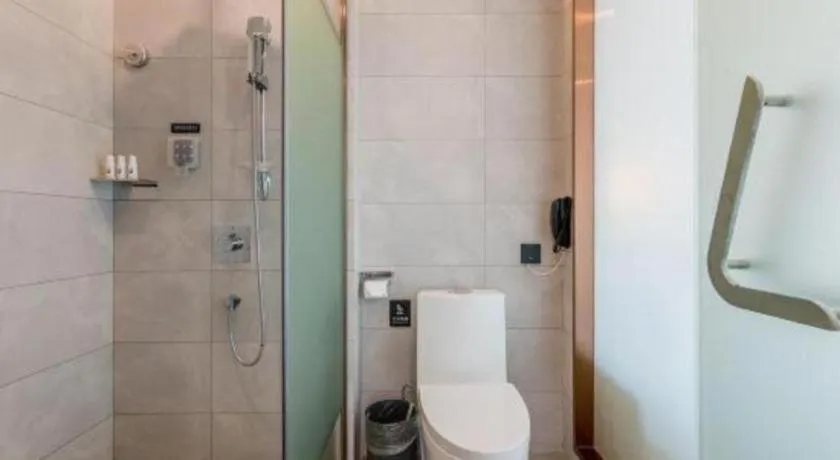 Lavande Hotel Foshan Shunde Daliang Qinghuiyuan Shihu Road