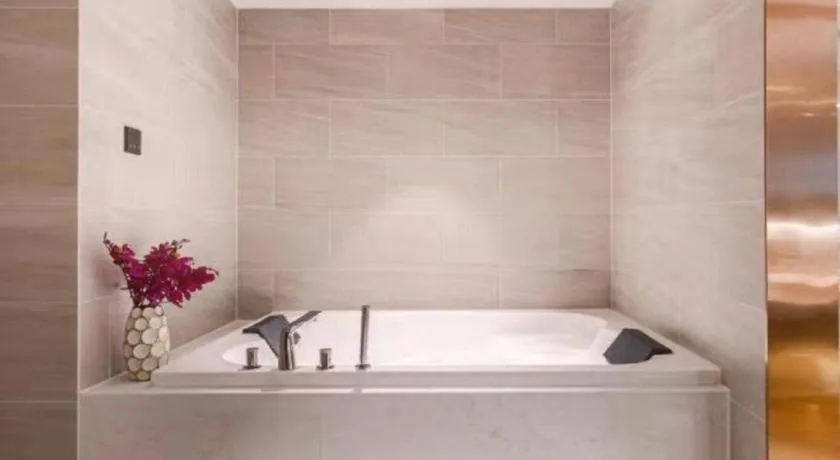 Lavande Hotel Xi'an Zhonglou Dachashi Metro Station