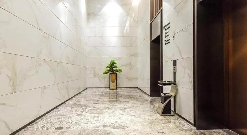 Lavande Hotel Nanchong Xihua Shida