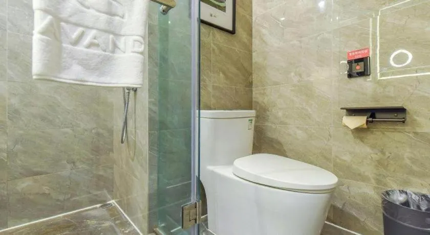 Lavande Hotel Nanchong Xihua Shida