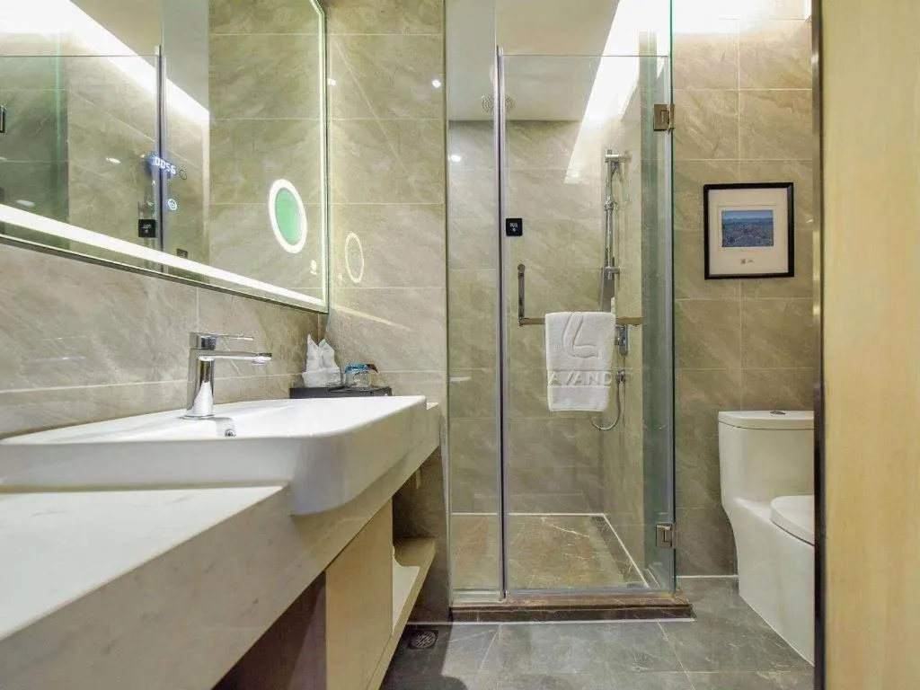 Lavande Hotel Nanchong Xihua Shida