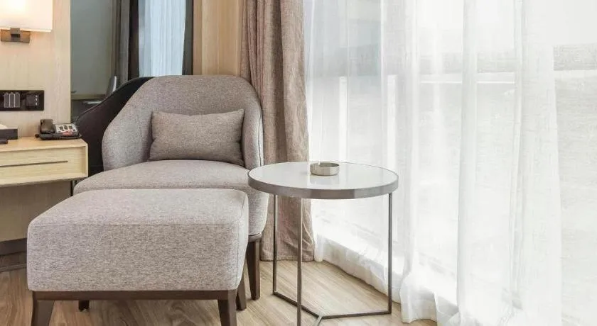 Lavande Hotel Nanchong Xihua Shida