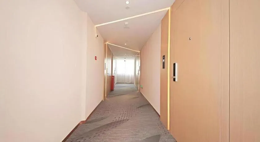 Lavande Hotel Guangzhou Zoo Huanghuagang Metro Station