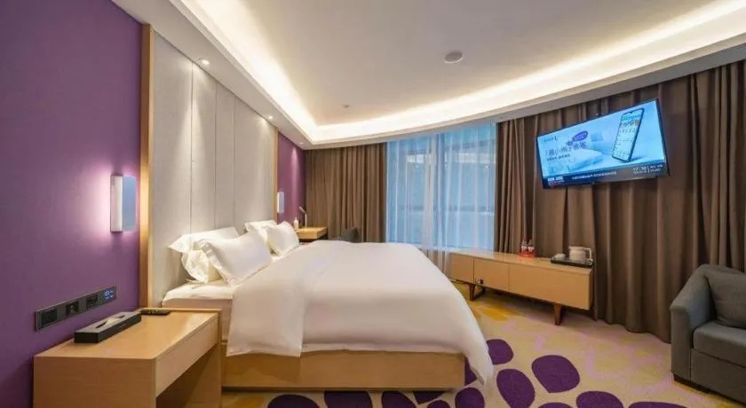 Bed in Lavande Hotel Shenzhen Jingtian Metro Station